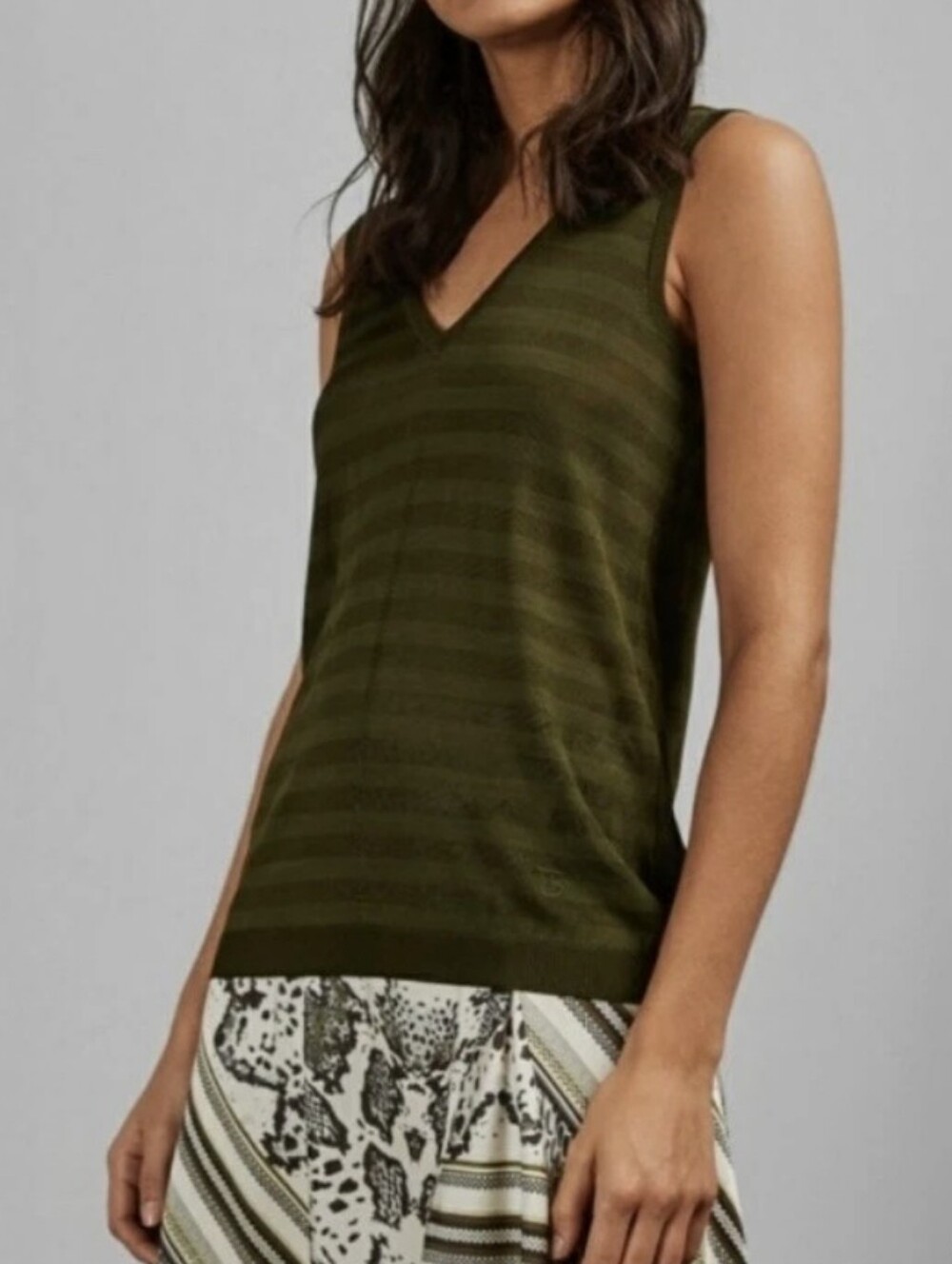 Ted Baker Olive Striped V-Neck Tank Size 3
